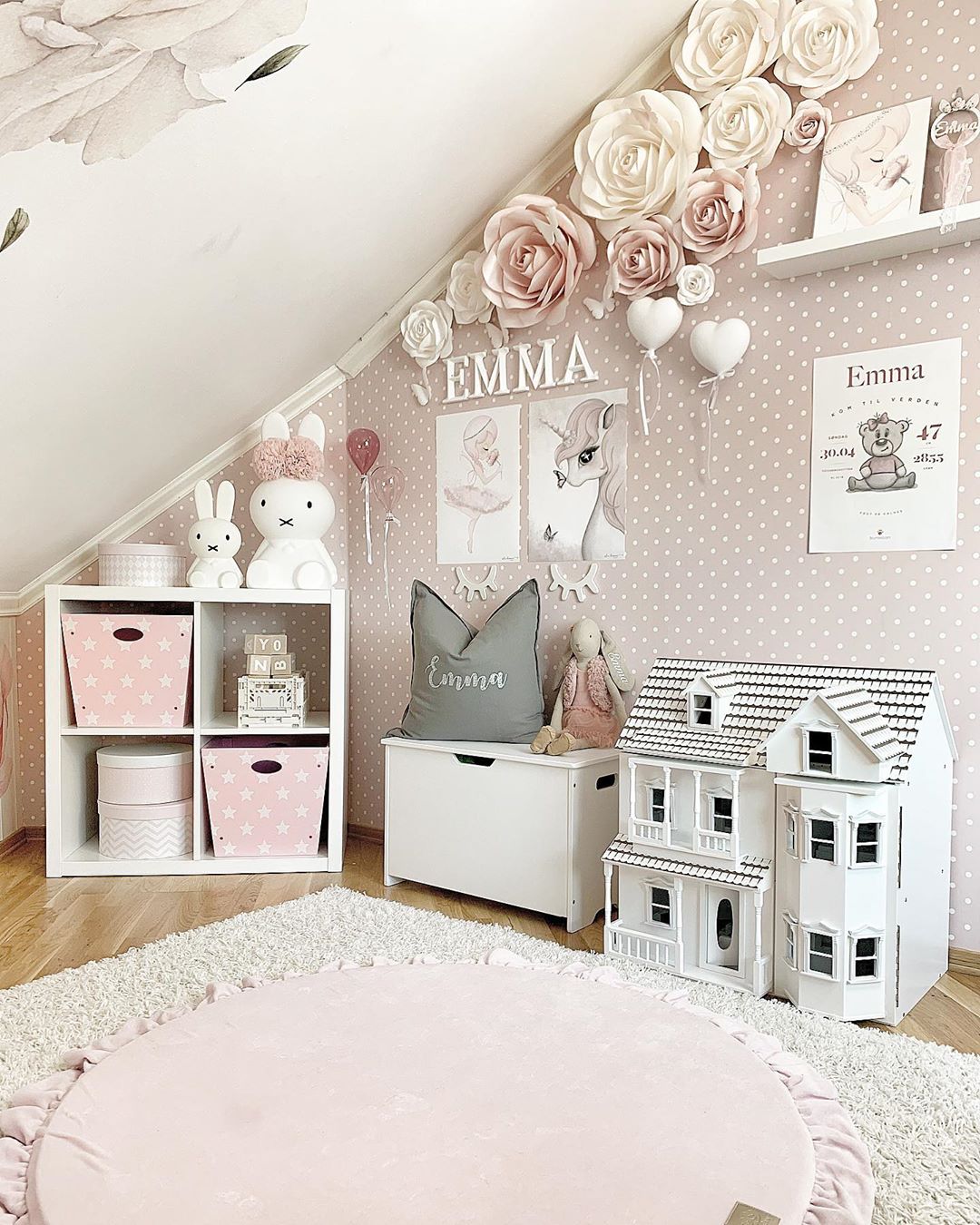 Round Frilly Play Mat