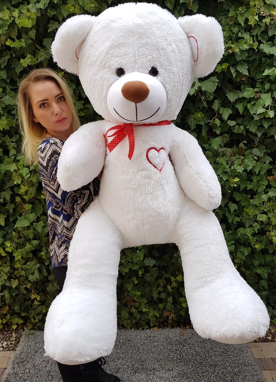 Ours en peluche géant
