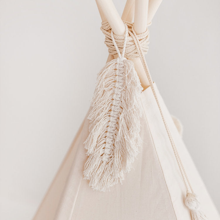 Kids' Play Tent in Plain Style With Macramé Feather