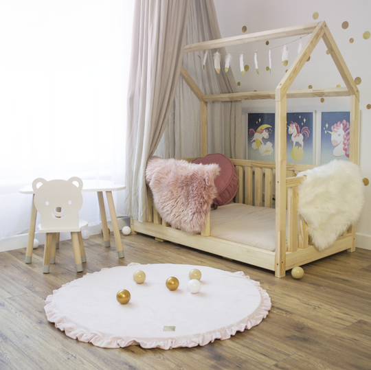 Round Frilly Play Mat